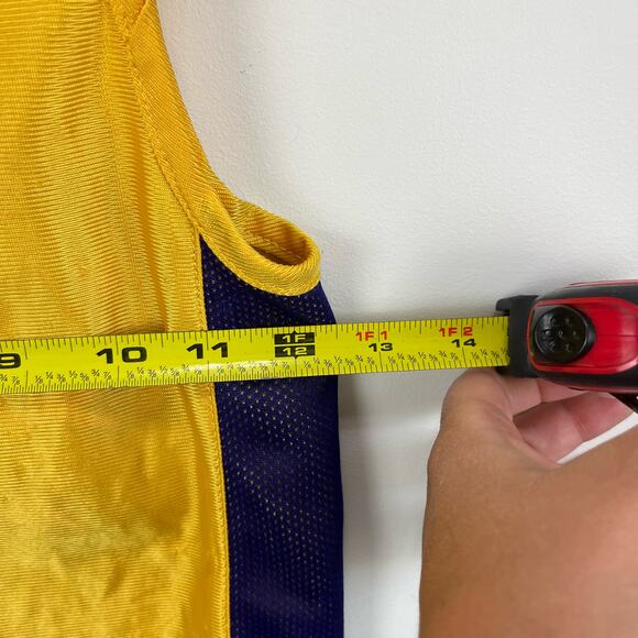 Vintage Donald Duck 100% Extreme Athletic Tank - Picture 9 of 9